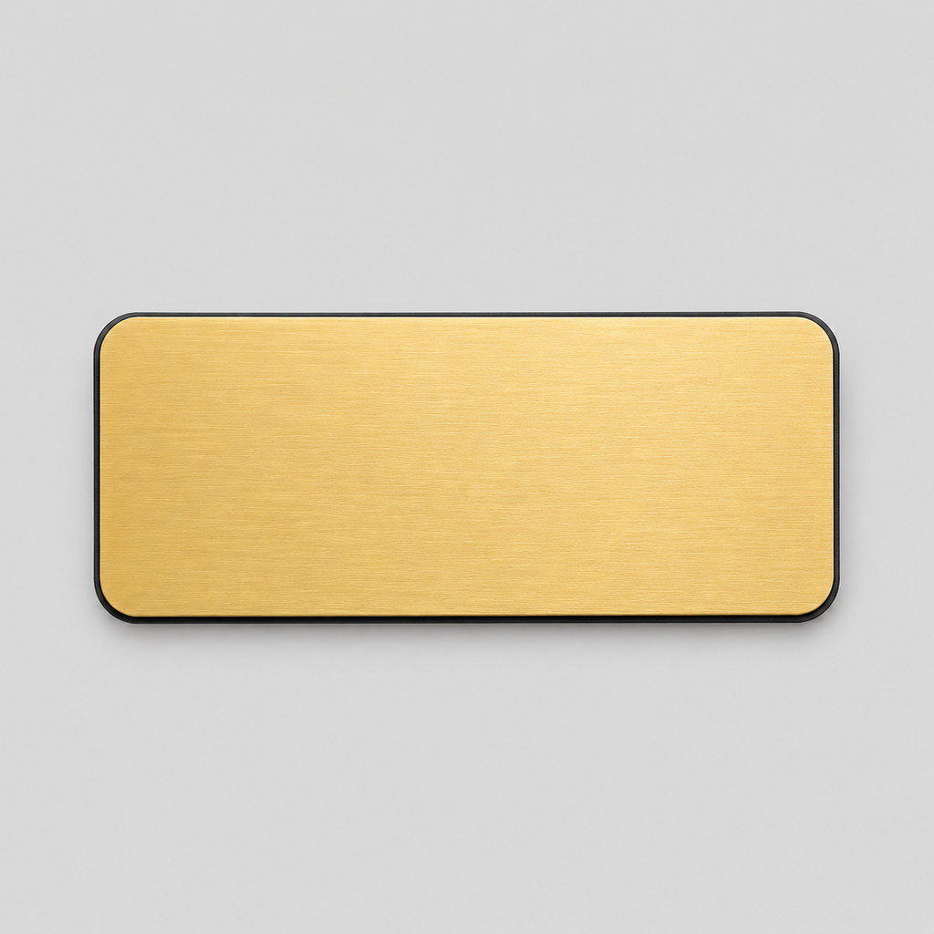 Nametag WHITE (pin / magnetic) with Engravi